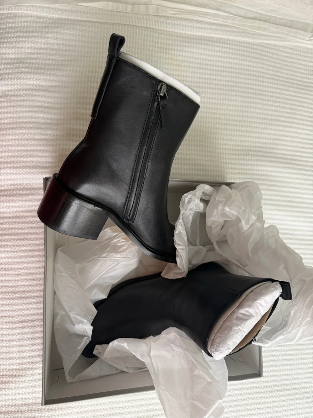Everlane Black Leather Zip Ankle Boots